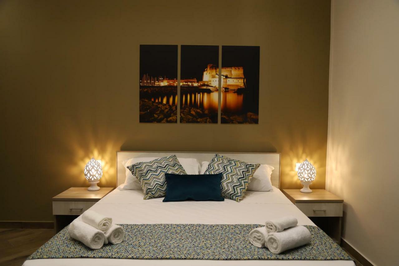 Apartmán Domus Cordis Napoli Exteriér fotografie
